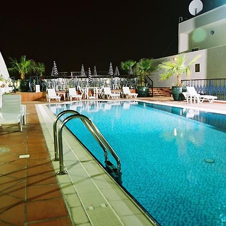 Winchester Grand Hotel Apartment Dubai Exterior foto