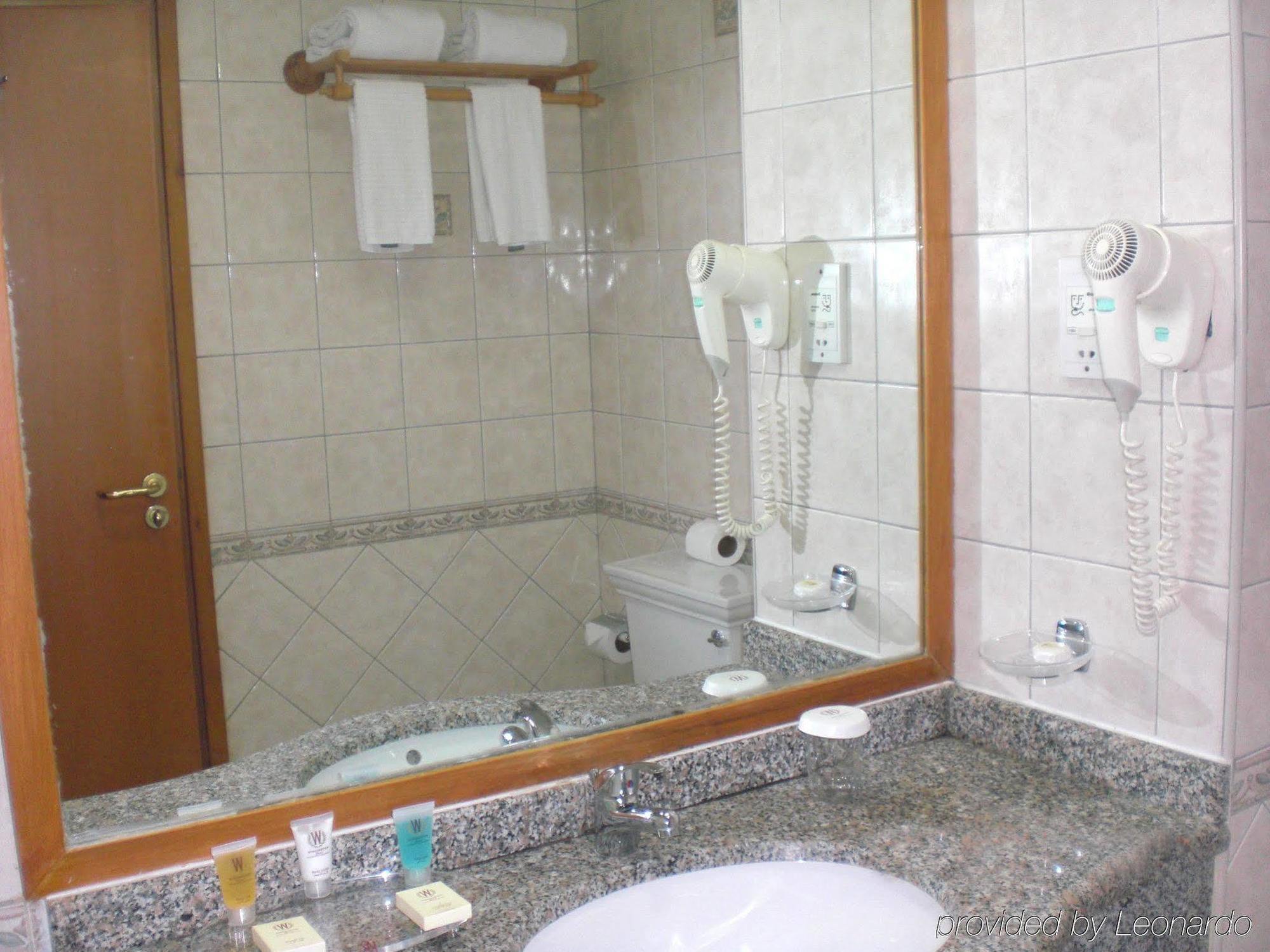 Winchester Grand Hotel Apartment Dubai Zimmer foto