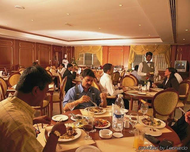 Winchester Grand Hotel Apartment Dubai Restaurant foto